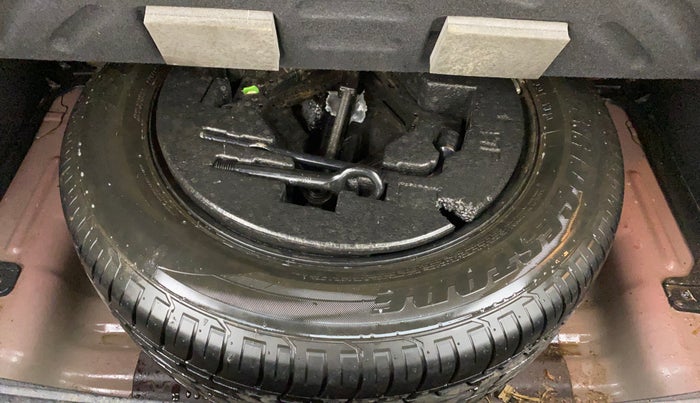 2016 Hyundai Creta SX PLUS AT 1.6 PETROL, Petrol, Automatic, 1,01,744 km, Spare Tyre