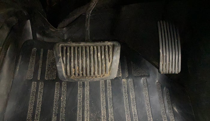 2016 Hyundai Creta SX PLUS AT 1.6 PETROL, Petrol, Automatic, 1,01,744 km, Pedals