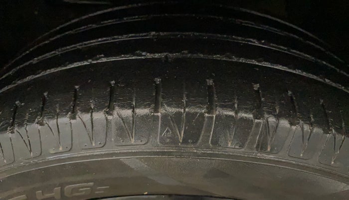 2020 Maruti Vitara Brezza ZXI, Petrol, Manual, 48,013 km, Left Front Tyre Tread