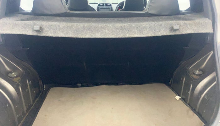 2016 Renault Kwid RXT 0.8, Petrol, Manual, 53,382 km, Boot Inside