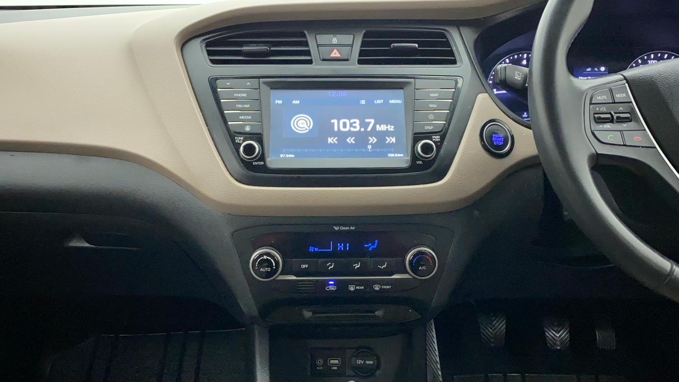 2016 Hyundai Elite i20 ASTA 1.2 (O), Petrol, Manual, 34,230 km, Air Conditioner