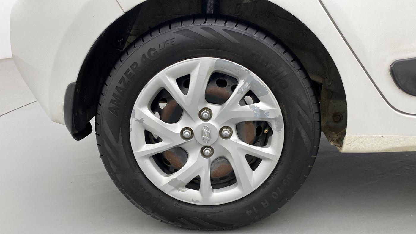 2017 Hyundai Grand i10 MAGNA 1.2 KAPPA VTVT, Petrol, Manual, 60,637 km, Right Rear Wheel