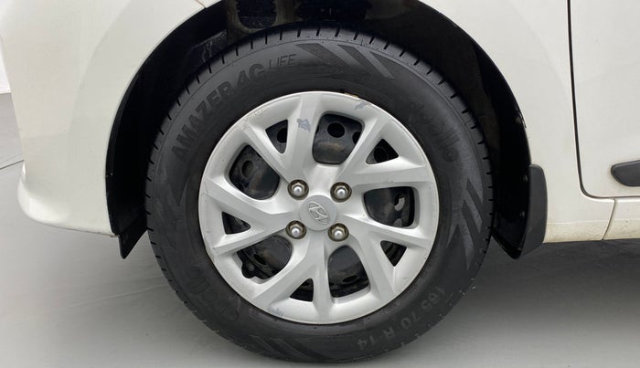 2017 Hyundai Grand i10 MAGNA 1.2 KAPPA VTVT, Petrol, Manual, 60,637 km, Left Front Wheel