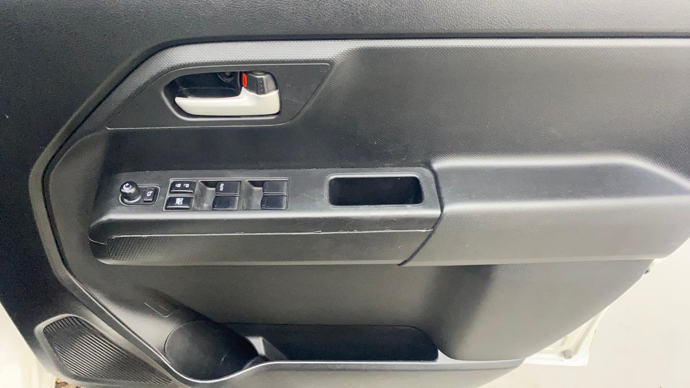 2021 Maruti New Wagon-R ZXI 1.2 AMT, Petrol, Automatic, 81,753 km, Driver Side Door Panels Control