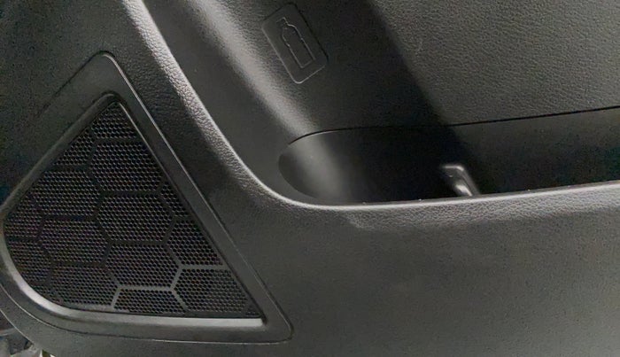 2022 Maruti BREZZA ZXI SMART HYBRID , Petrol, Manual, 5,384 km, Speaker