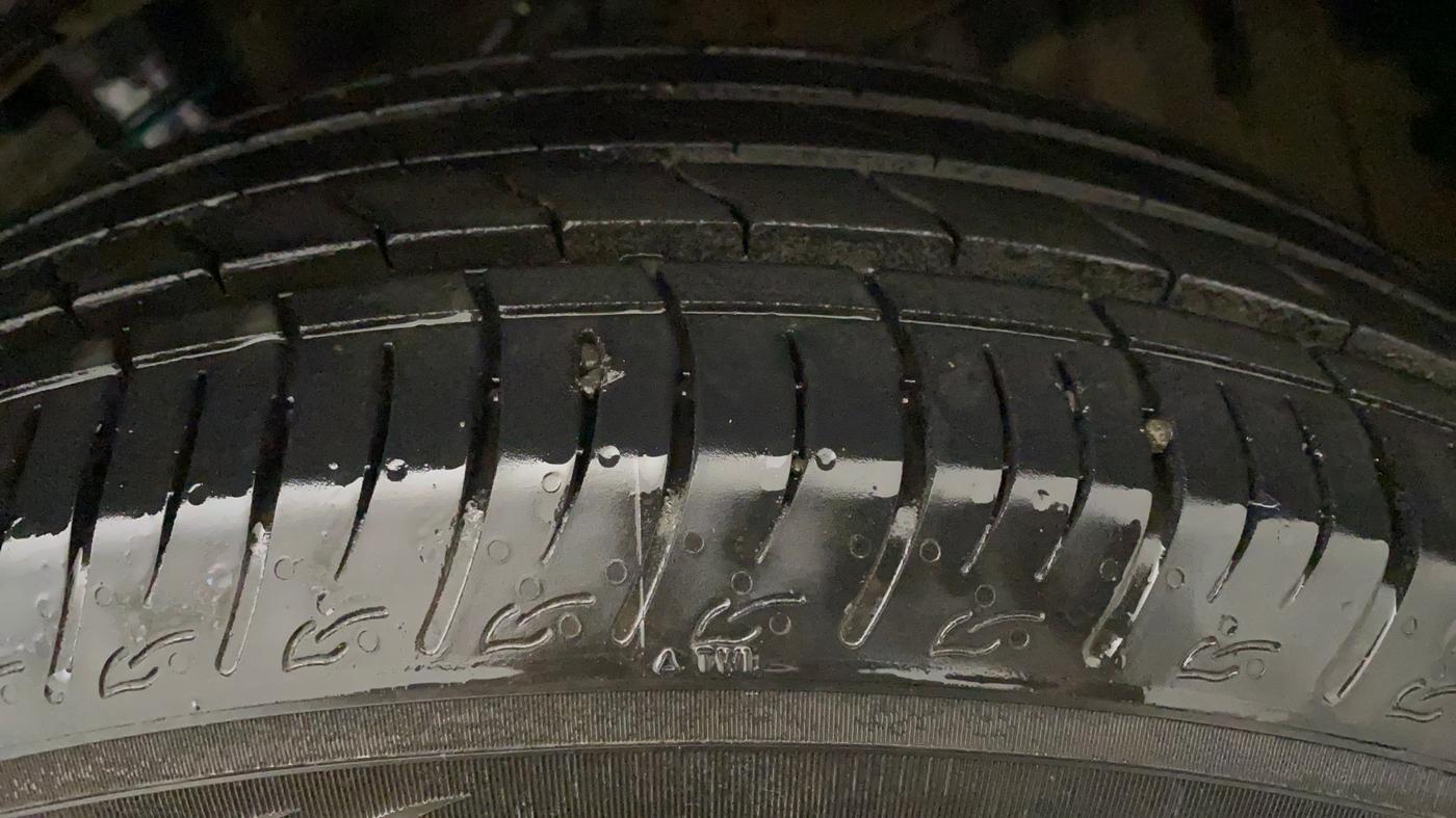 2022 Maruti BREZZA ZXI SMART HYBRID , Petrol, Manual, 5,384 km, Left Front Tyre Tread
