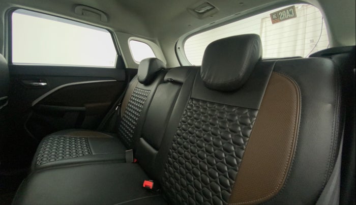 2022 Maruti BREZZA ZXI SMART HYBRID , Petrol, Manual, 5,384 km, Right Side Rear Door Cabin