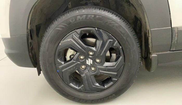 2022 Maruti BREZZA ZXI SMART HYBRID , Petrol, Manual, 5,384 km, Left Front Wheel