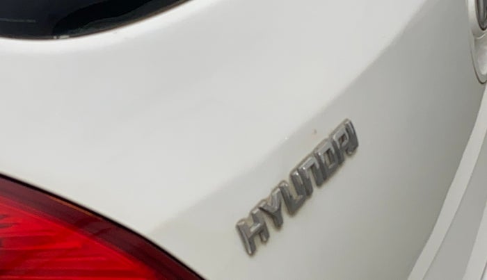 2010 Hyundai i20 MAGNA 1.2, Petrol, Manual, 46,364 km, Dicky (Boot door) - Minor scratches