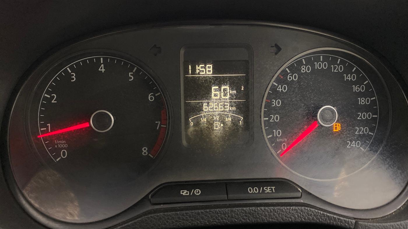 2017 Volkswagen Polo HIGHLINE PLUS 1.2(16 ALLOY, Petrol, Manual, 62,663 km, Odometer Image