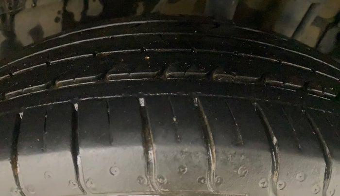 2023 Tata NEXON XMA SUNROOF PETROL, Petrol, Automatic, 40,612 km, Left Rear Tyre Tread