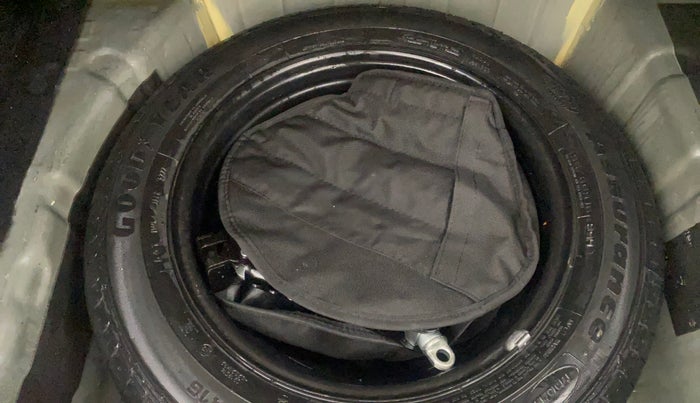 2023 Tata NEXON XMA SUNROOF PETROL, Petrol, Automatic, 40,612 km, Spare Tyre