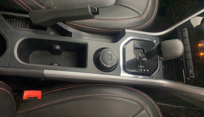 2023 Tata NEXON XMA SUNROOF PETROL, Petrol, Automatic, 40,612 km, Gear Lever