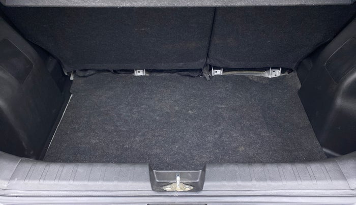 2021 Maruti Baleno ZETA PETROL 1.2, Petrol, Manual, 20,733 km, Boot Inside