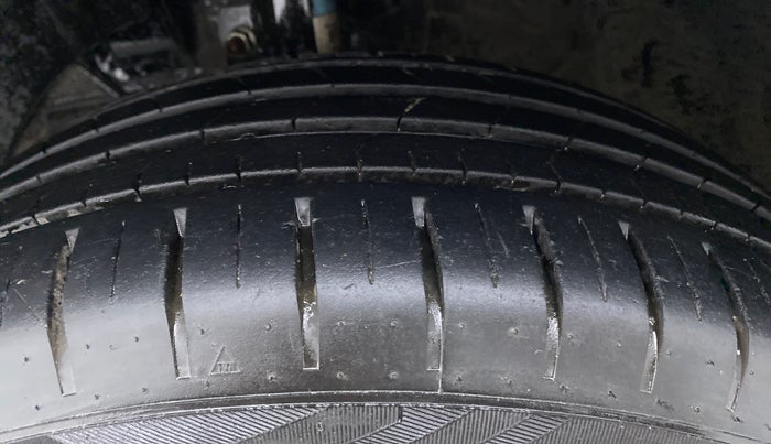 2021 Maruti Baleno ZETA PETROL 1.2, Petrol, Manual, 20,733 km, Left Front Tyre Tread