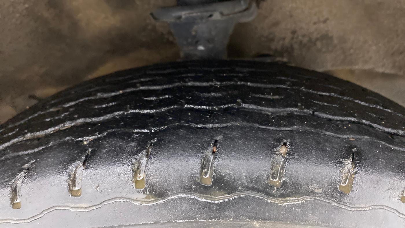 2018 Maruti Eeco 5 STR WITH A/C+HTR, Petrol, Manual, 48,852 km, Right Front Tyre Tread