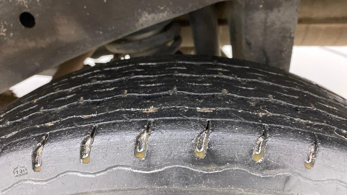 2018 Maruti Eeco 5 STR WITH A/C+HTR, Petrol, Manual, 48,852 km, Left Rear Tyre Tread