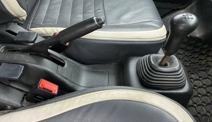2018 Maruti Eeco 5 STR WITH A/C+HTR, Petrol, Manual, 48,852 km, Gear Lever