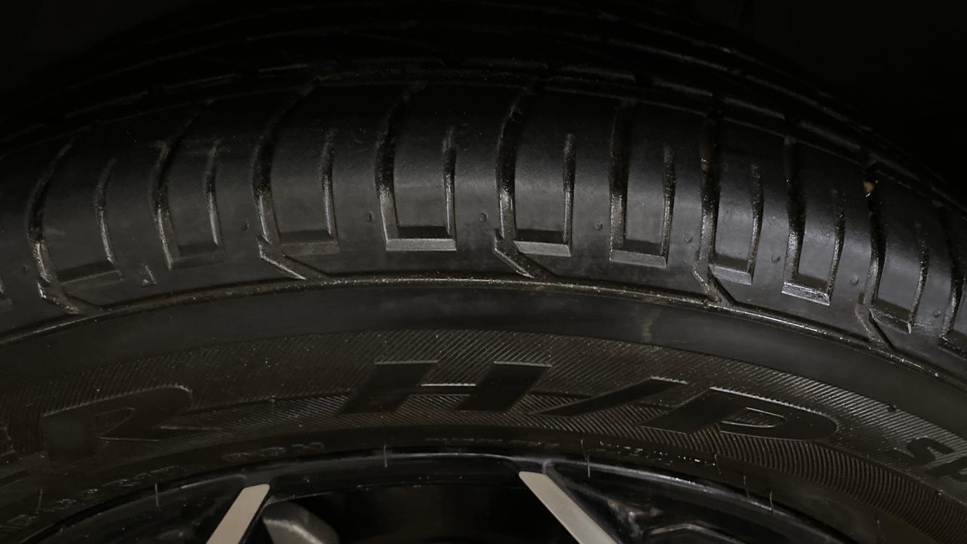 2024 Tata Curvv Creative 1.2 Petrol 7DCA, Petrol, Automatic, 14,773 km, Left Front Tyre Tread