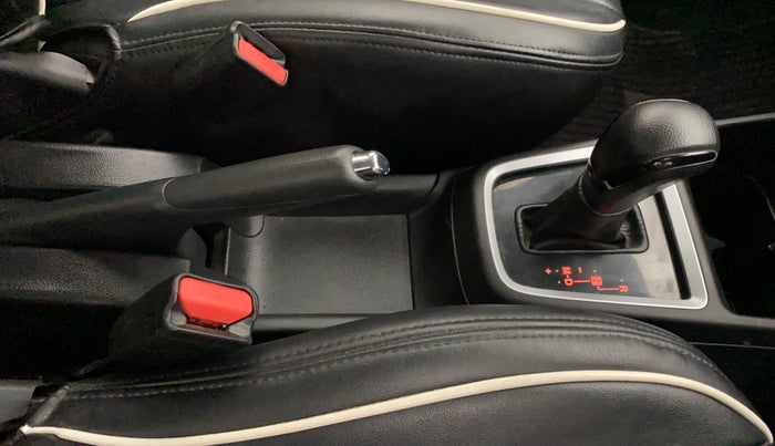 2019 Maruti Swift ZDI PLUS AMT, Diesel, Automatic, 29,596 km, Gear Lever