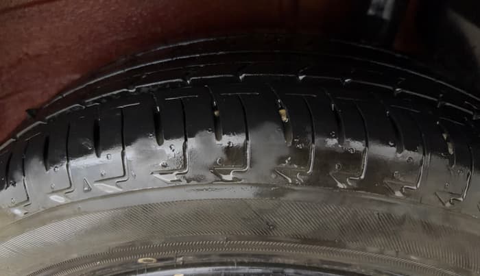 2017 Maruti IGNIS ZETA 1.2, Petrol, Manual, 46,982 km, Left Rear Tyre Tread