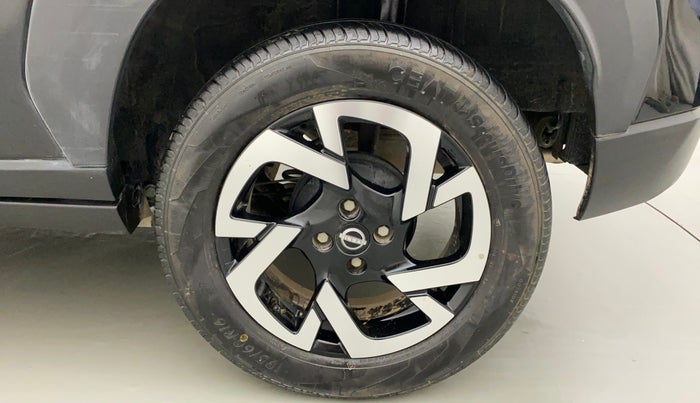 2021 Nissan MAGNITE XV MT, Petrol, Manual, 8,234 km, Left Rear Wheel