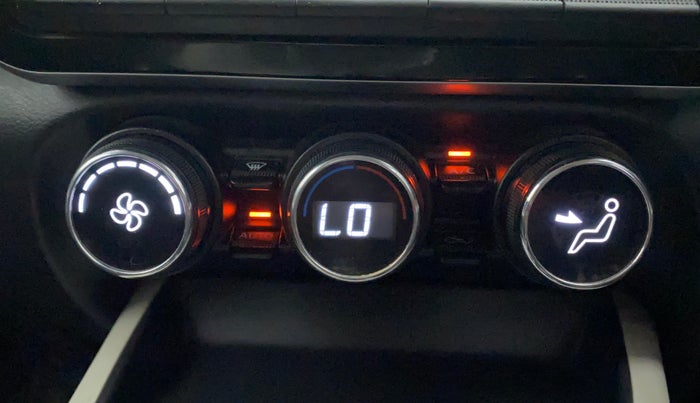 2021 Nissan MAGNITE XV MT, Petrol, Manual, 8,234 km, Automatic Climate Control
