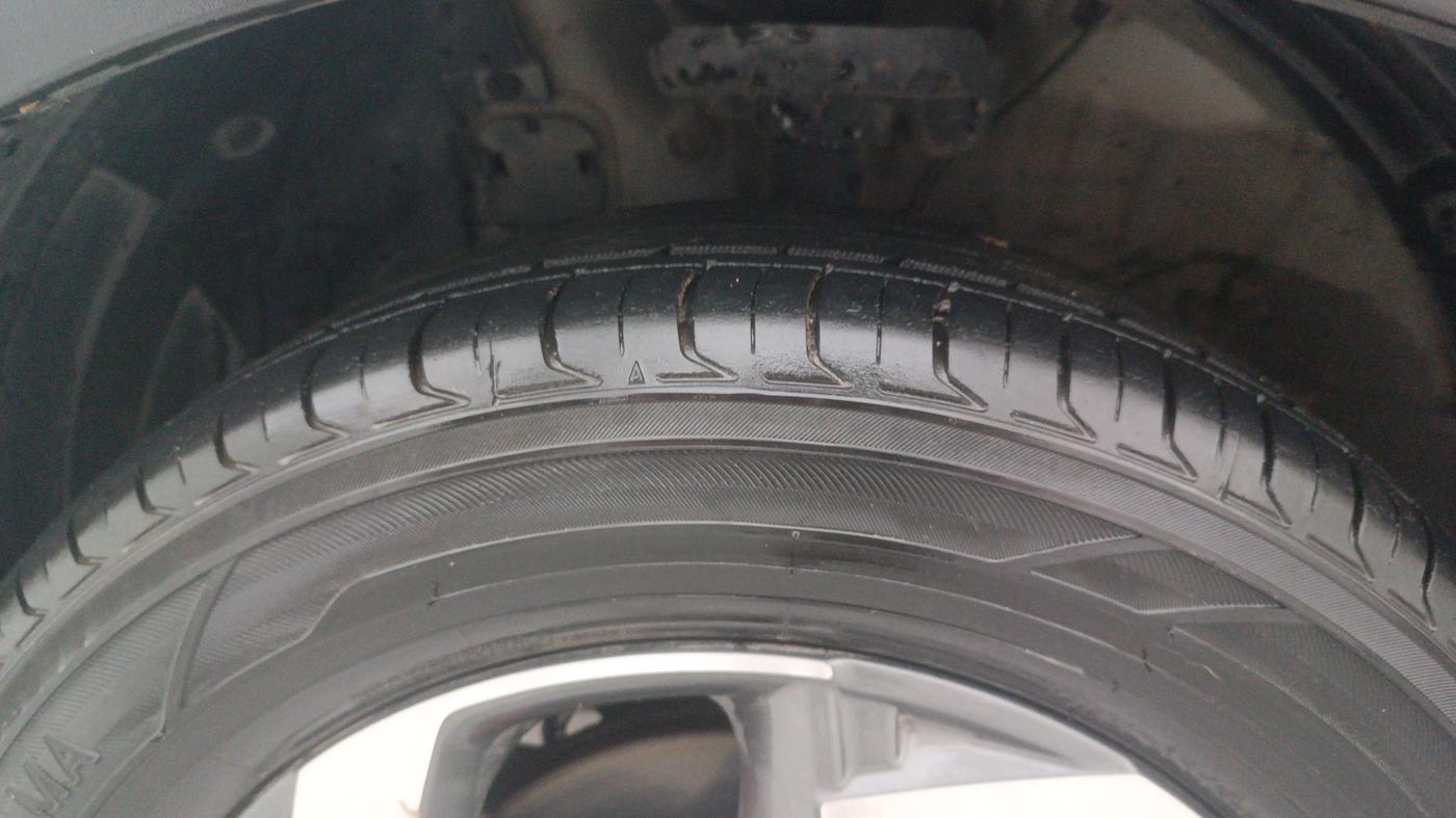 2020 Hyundai VENUE SX 1.0 (O) TURBO, Petrol, Manual, 54,910 km, Left Front Tyre Tread