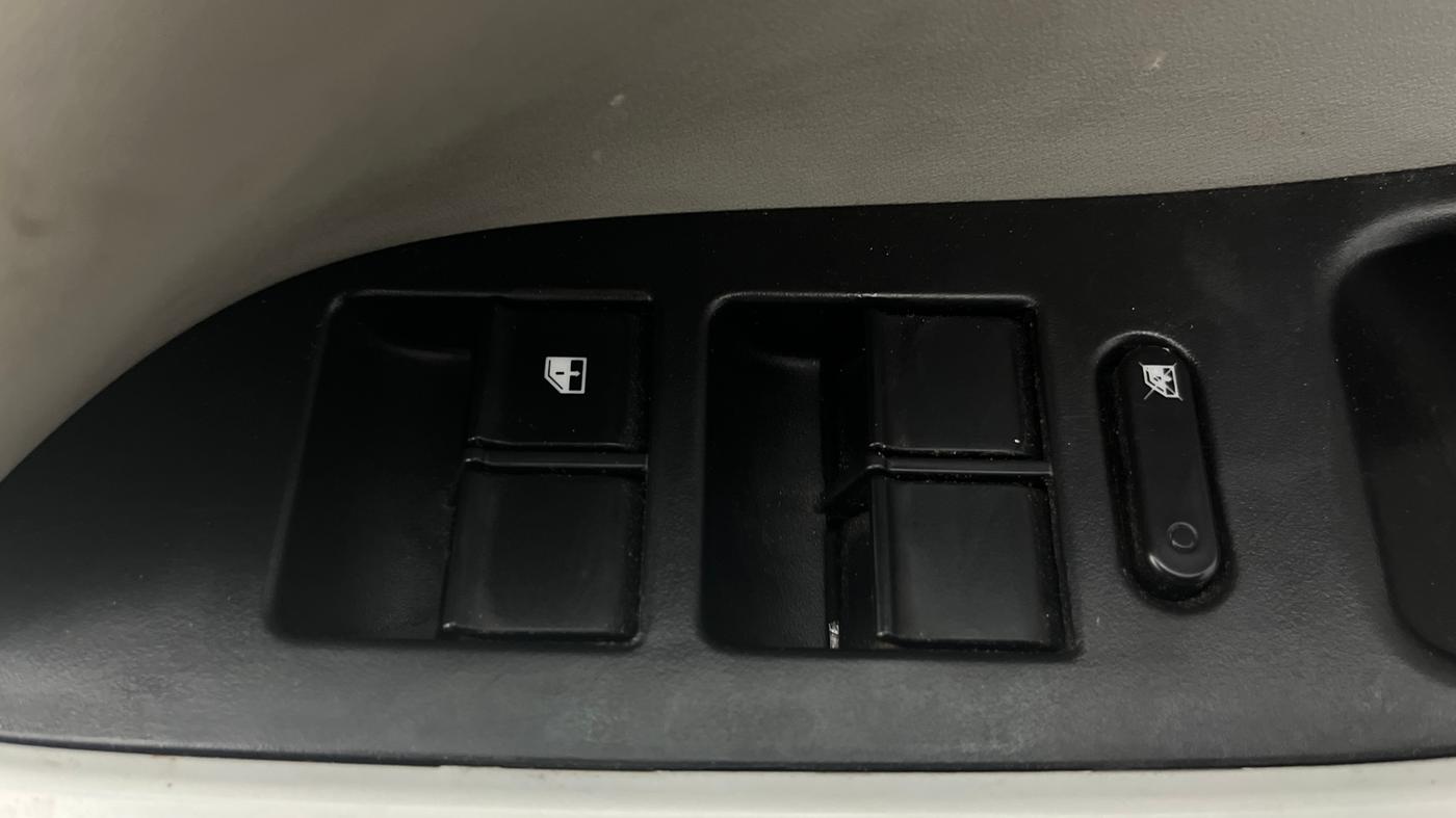 2023 Tata NEXON CREATIVE+ AMT 1.2 PETROL, Petrol, Automatic, 56,953 km, Driver Side Door Panels Control