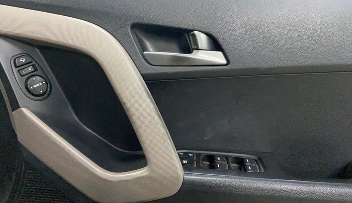 2016 Hyundai Creta SX 1.6 DIESEL, Diesel, Manual, 1,05,748 km, Driver Side Door Panels Control