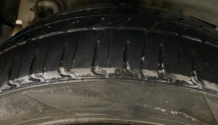 2018 Hyundai Xcent E+, Petrol, Manual, 42,007 km, Right Rear Tyre Tread