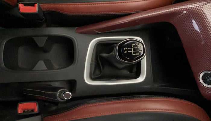 2021 Nissan MAGNITE XV PREMIUM, Petrol, Manual, 89,089 km, Gear Lever