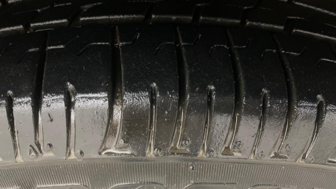 2020 KIA SELTOS HTK PLUS 1.5, Petrol, Manual, 85,984 km, Right Front Tyre Tread