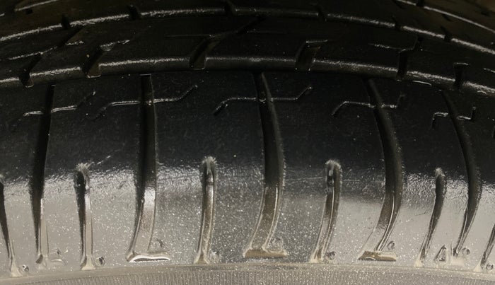 2020 KIA SELTOS HTK PLUS 1.5, Petrol, Manual, 85,984 km, Left Front Tyre Tread