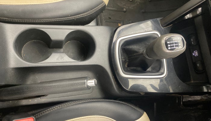 2020 KIA SELTOS HTK PLUS 1.5, Petrol, Manual, 85,984 km, Gear Lever