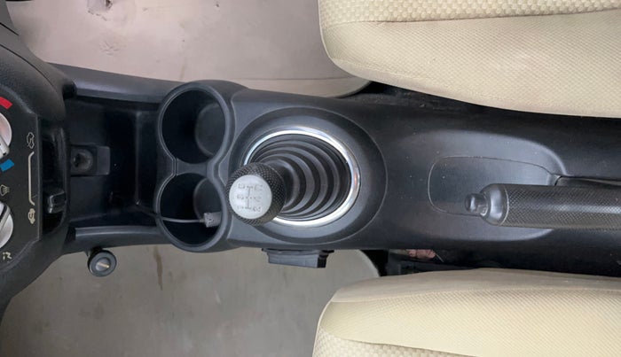 2014 Honda Brio S MT, Petrol, Manual, 83,652 km, Gear Lever