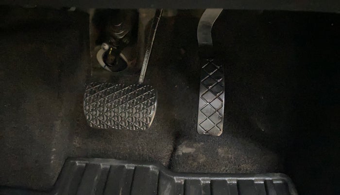 2022 MG ASTOR SMART 1.5 CVT, Petrol, Automatic, 18,352 km, Pedals