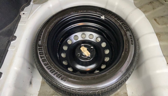 2016 Hyundai Verna 1.6 VTVT SX, Petrol, Manual, 1,13,295 km, Spare Tyre