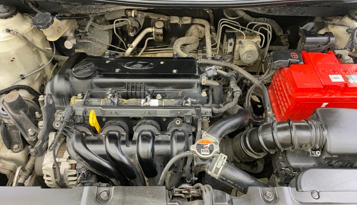 2016 Hyundai Verna 1.6 VTVT SX, Petrol, Manual, 1,13,295 km, Engine View