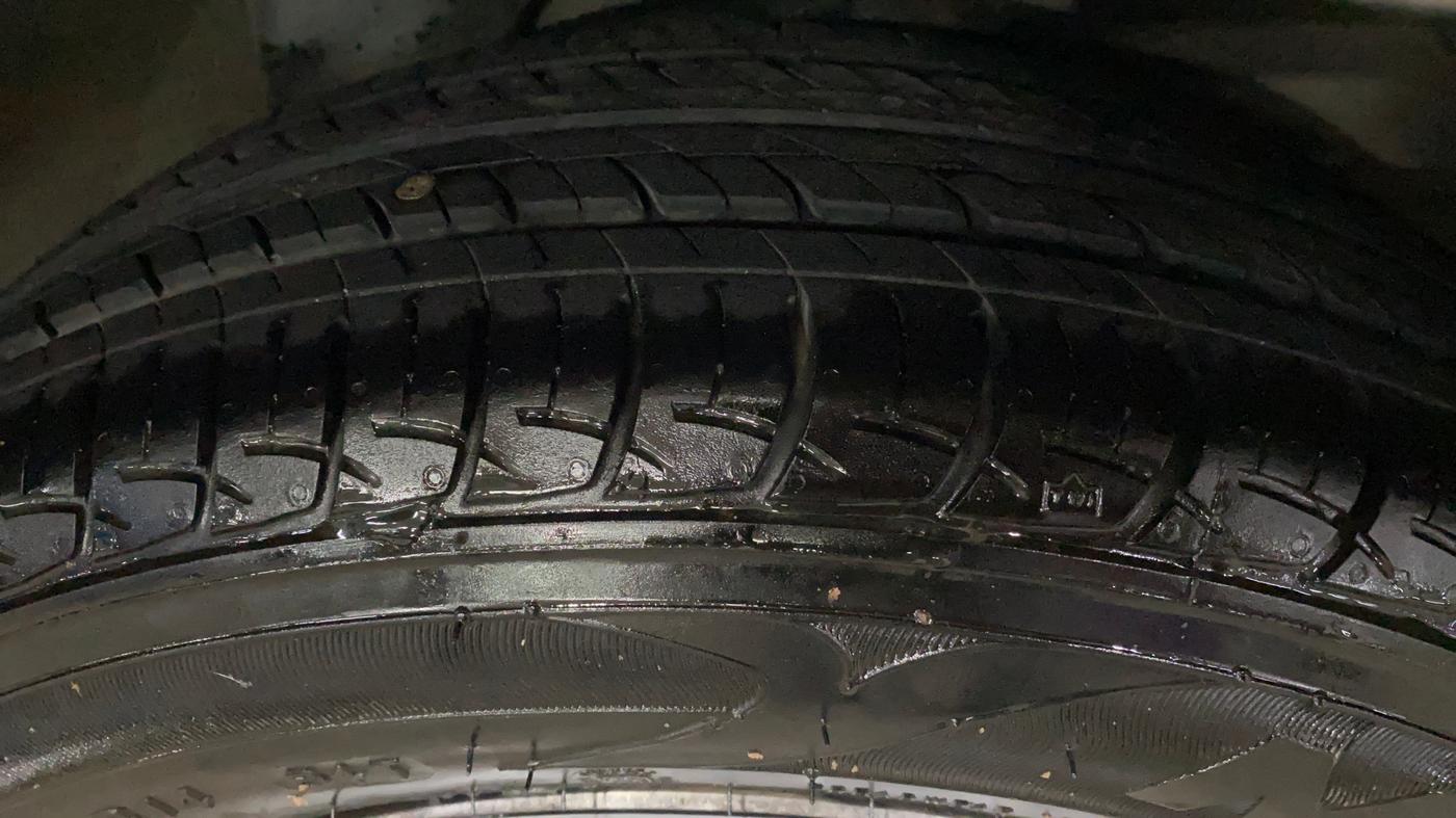 2013 Hyundai i20 MAGNA 1.2, Petrol, Manual, 70,859 km, Left Rear Tyre Tread