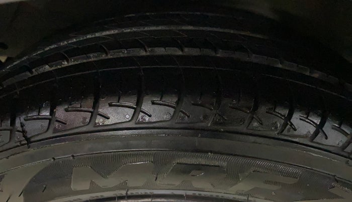 2013 Hyundai i20 MAGNA 1.2, Petrol, Manual, 70,859 km, Right Rear Tyre Tread