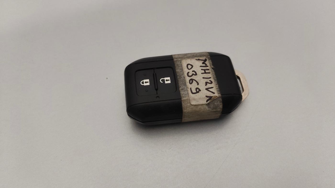 2023 Toyota URBAN CRUISER HYRYDER V HYBRID, Hybrid, Automatic, 77,333 km, Key Close Up