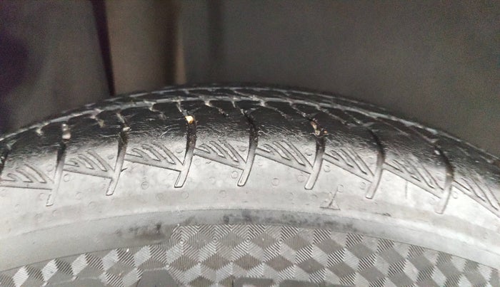 2023 Toyota URBAN CRUISER HYRYDER V HYBRID, Hybrid, Automatic, 77,333 km, Right Rear Tyre Tread