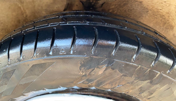 2018 Maruti Alto 800 LXI, Petrol, Manual, 82,612 km, Right Front Tyre Tread