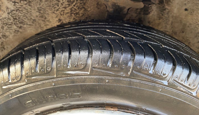 2018 Maruti Alto 800 LXI, Petrol, Manual, 82,612 km, Left Front Tyre Tread