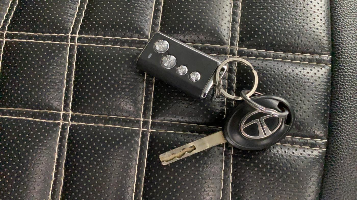 2021 Tata Tiago XE PETROL, Petrol, Manual, 4,384 km, Key Close Up
