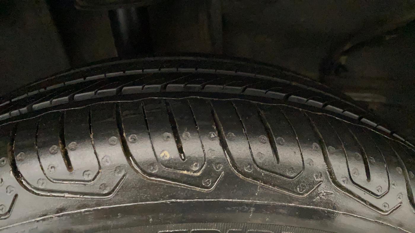 2021 Tata Tiago XE PETROL, Petrol, Manual, 4,384 km, Right Rear Tyre Tread