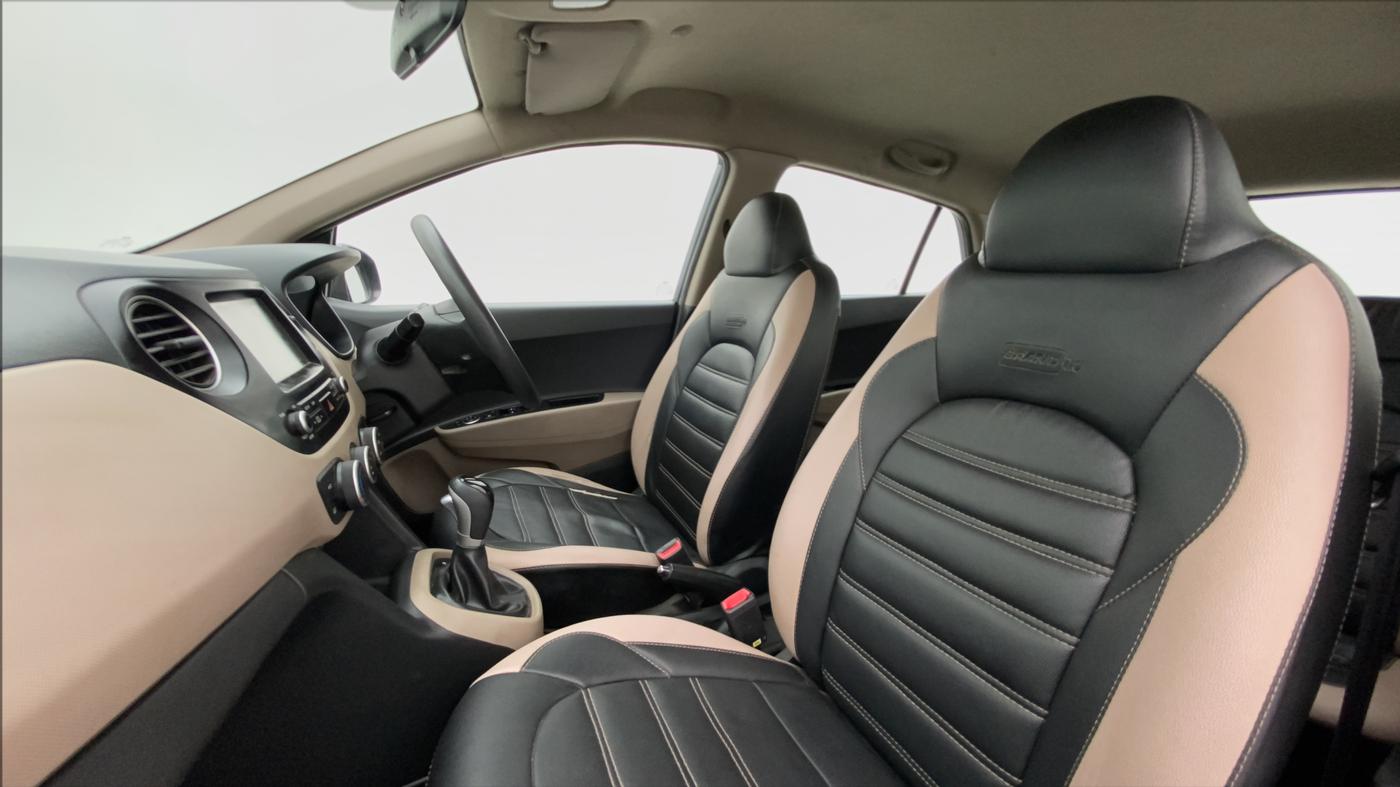 2017 Hyundai Grand i10 SPORTZ (O) AT 1.2 KAPPA VTVT, Petrol, Automatic, 63,602 km, Right Side Front Door Cabin