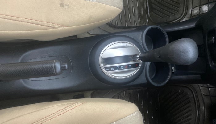 2014 Honda Brio VX AT, Petrol, Automatic, 21,742 km, Gear Lever