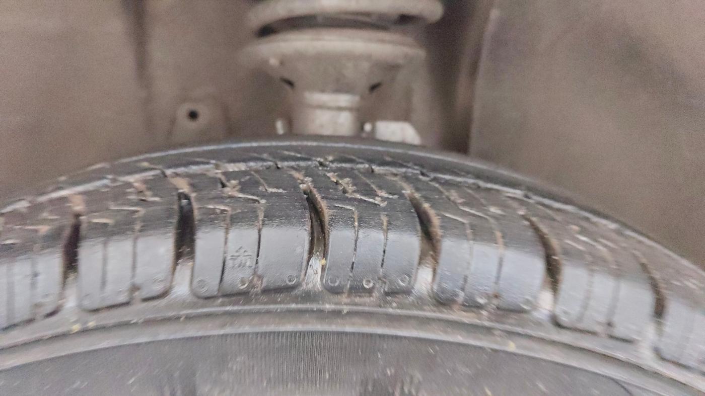 2019 Maruti New Wagon-R LXI CNG 1.0, CNG, Manual, 49,601 km, Right Front Tyre Tread
